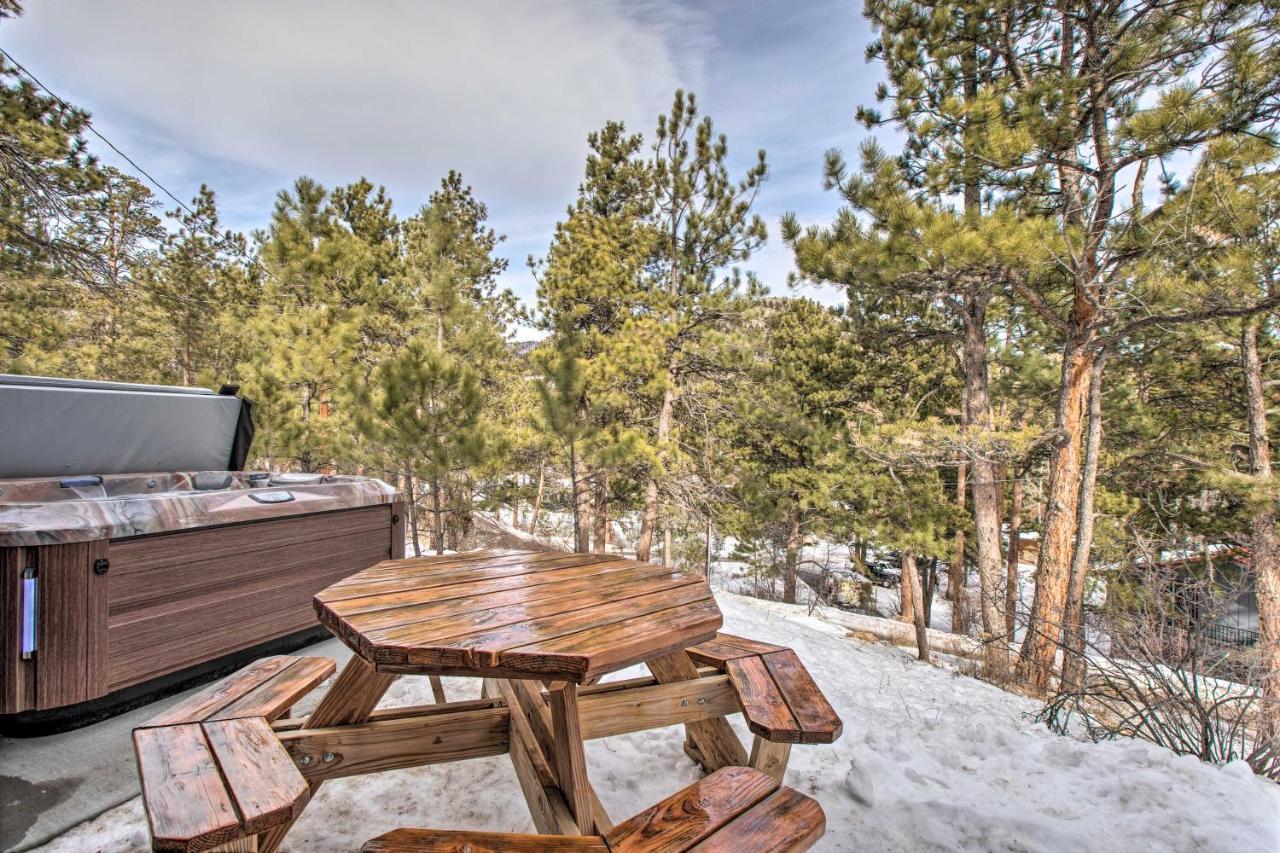 Luxe Updated Home With Grill And Hot Tub 4 Mi To Rmnp Έστες Παρκ Εξωτερικό φωτογραφία